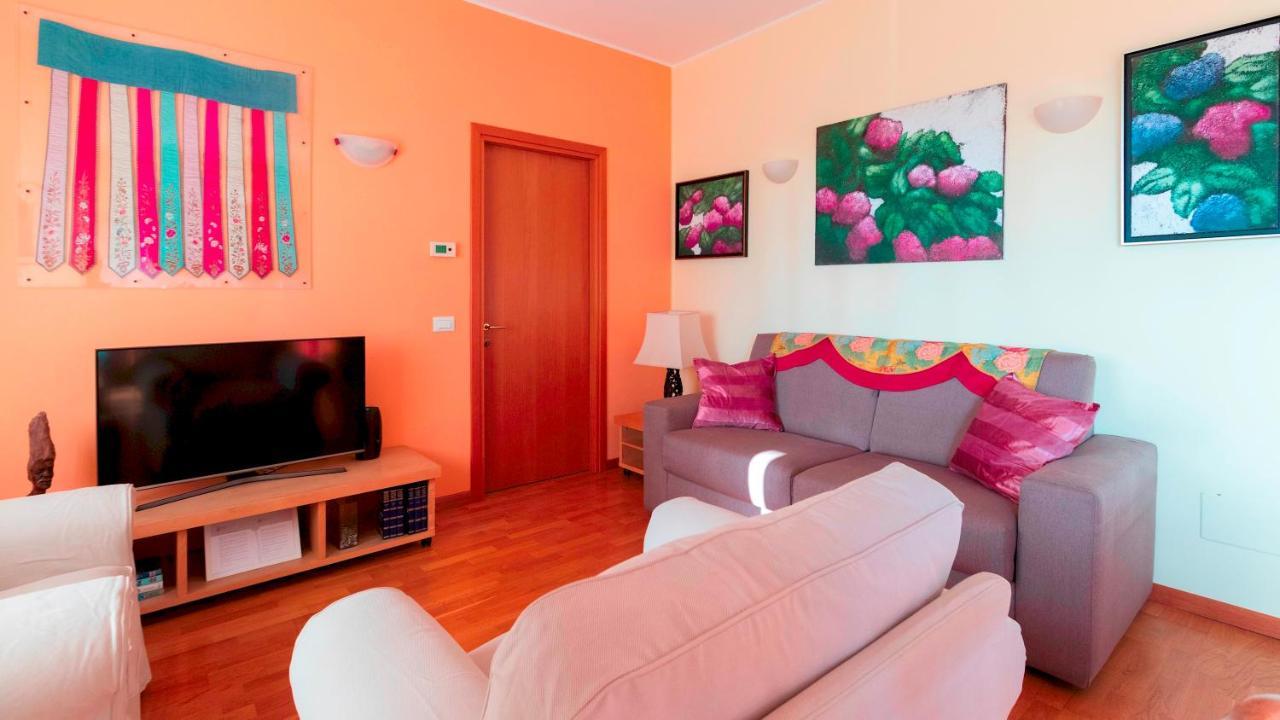 Italianway - Tolstoi 1 Apartment Milan Exterior photo